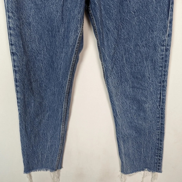 ZARA sz 4 Acid Washed Raw Hem 90s Mom Jeans Medium Wash Straight Leg Blogger Fav - Picture 7 of 12